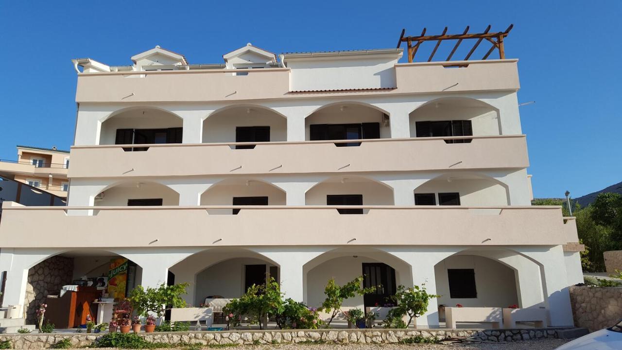 Apartments And Rooms With Parking Space Metajna, Pag - 4120 Buitenkant foto